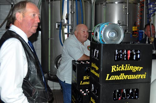 August 2012 Besuch in der Ricklinger Landbrauerei: „Bier – wie frisch aus der Kuh“